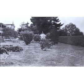 View of Saumarez Homestead and gardens