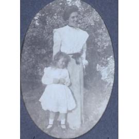 Leila and Corrinda Bell