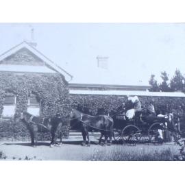 Father and party starting for coursing