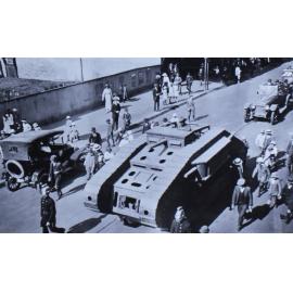 Parade down Beardy Street, Armidale