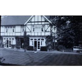 The Chilterns facing Garden - caption