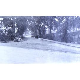 Entrance driveway to large house