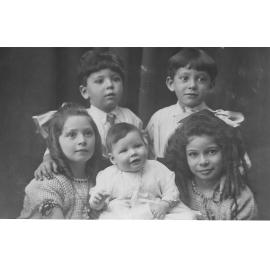 The five eldest Sourry children, about 1926