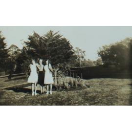 Students in garden, NEUC, 1939 