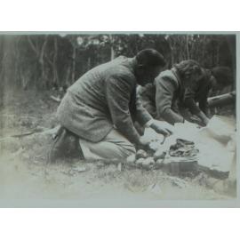 Geology excursion to Pt. Lookout Dr. Booth, Rae Anthony, Mrs Swanson