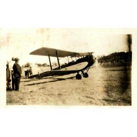 Kingsford Smith Album, Biplane