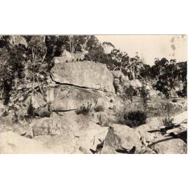 Wallaby Rocks, Uralla