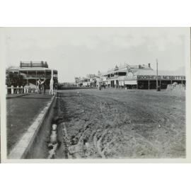 Molesworth Street (looking north)