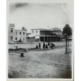 Looking across Molesworth Street, Lismore, from bridge corner