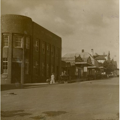 Crawford Collection: Tenterfield