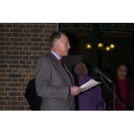 Professor Rod Gerber speaking at NAIDOC Week opening and flag raising at Booloominbah, hosted by the Oorala Aboriginal Centre, 2001