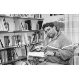 Bill Trewlynn, Oorala Centre, 1994