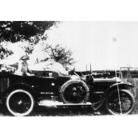Motor car outside "Balala"