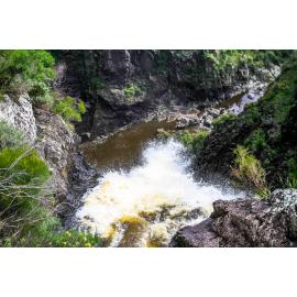 Dunghutti Country (Wollomombi, NSW) by Thai Nguyen