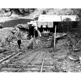 Damage caused at Hillgrove mine when removing boilers