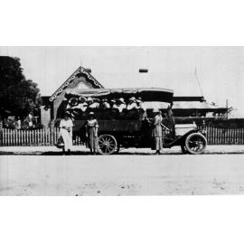 Bus outside Armidale Girl's Grammar School, Brown Street, Armidale