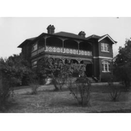 Miss Dight's old home, south-west corner Mann and Marsh Streets, facing north