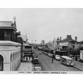 Looking west along Beardy Street from Post Office corner, c. 1940s