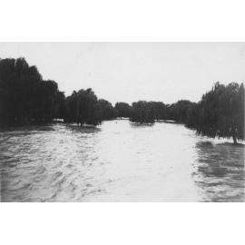 Flood, taken from bridge, looking west, 19 February 1928