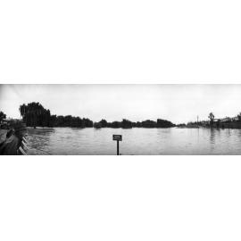 Flood scene, looking west from Marsh Street (Stephen's Bridge), 19 February 1928