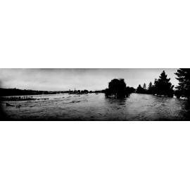 Flood scene, looking west from Markham Street Bridge towards gasworks and pool, 19 February 1928
