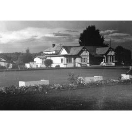Armidale Bowling Club clubhouse, Beardy Street, 1980
