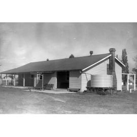 Kentucky Public School building, Centenary, 1968
