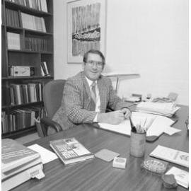 Prof. Warren Musgrave, Centre for Water Policy Research, UNE, 1994