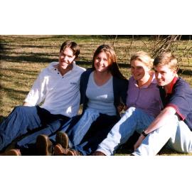 Students on lawn, UNE, 1999