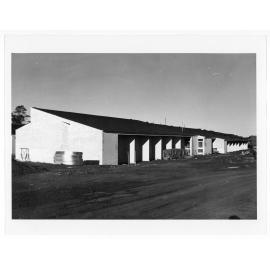 Drummond Centre, UNE 