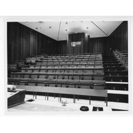 Science Lecture Theatre, UNE, interior