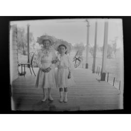 Maggie and Georgie, Christmas 1905 