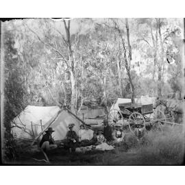 Camping on Borum, Welltown, 1905