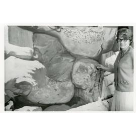 Dr Isabel McBryde