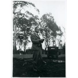E.H. Booth, Geology excursion to Point Lookout,1939