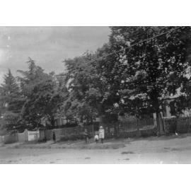 Photo of unidentifed street scene