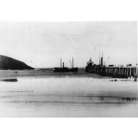 Coffs Harbour jetty and pier