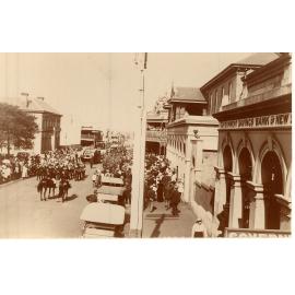 Beardy Street Armidale, parade with WW I tank, c. 1919
