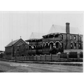 The Convent in Rusden Street looking west,  c.1935
