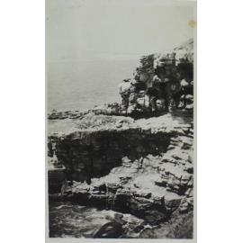 Yamba, Cliffs