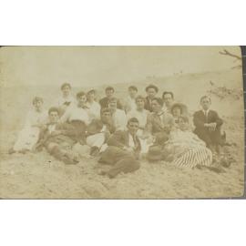 Group at North Beach, Bellingen, November 25th 1917