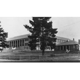 Armidale Teachers' College: View of main building and residence, 1930