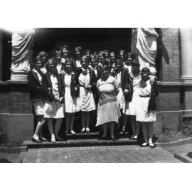 Armidale Teachers' College, Smith House, group of students on front steps with Miss Perrin, 1929