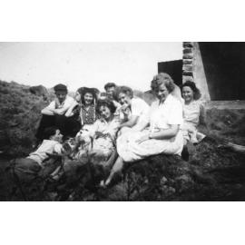 Armidale Teachers' Colleg group at Point Lookout, 29 September 1945