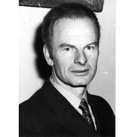 Armidale Teachers' College, MP. D. Leary, Principal from 1974 to 1979