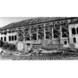 Armidale Teachers' College: Front of northern wing with roof supports in position, 1930