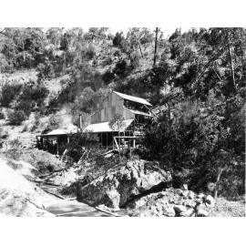 Glen Innes district: Kingsgate, Sachs Molybdenite Mine