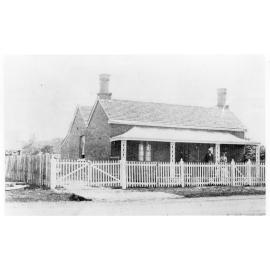 Unidentified house, probably in Armidale, c. 1872