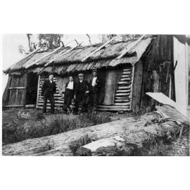 Hillgrove construction workers' quarters at Styx River site
