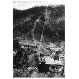 Early workings in the Baker's Creek Mining area, Hillgrove